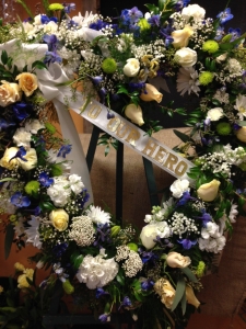 Memorial wreath our hero